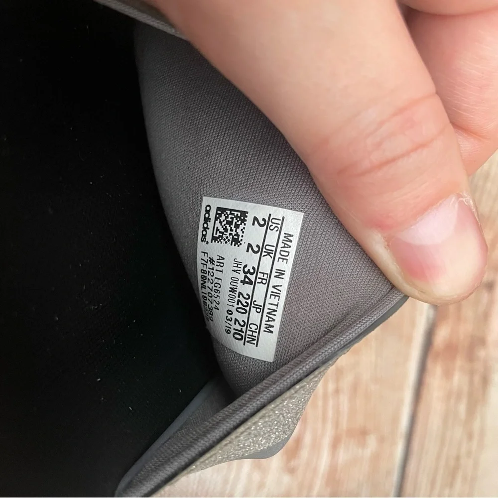 Adidas Girl slide sandals black silver size 2
